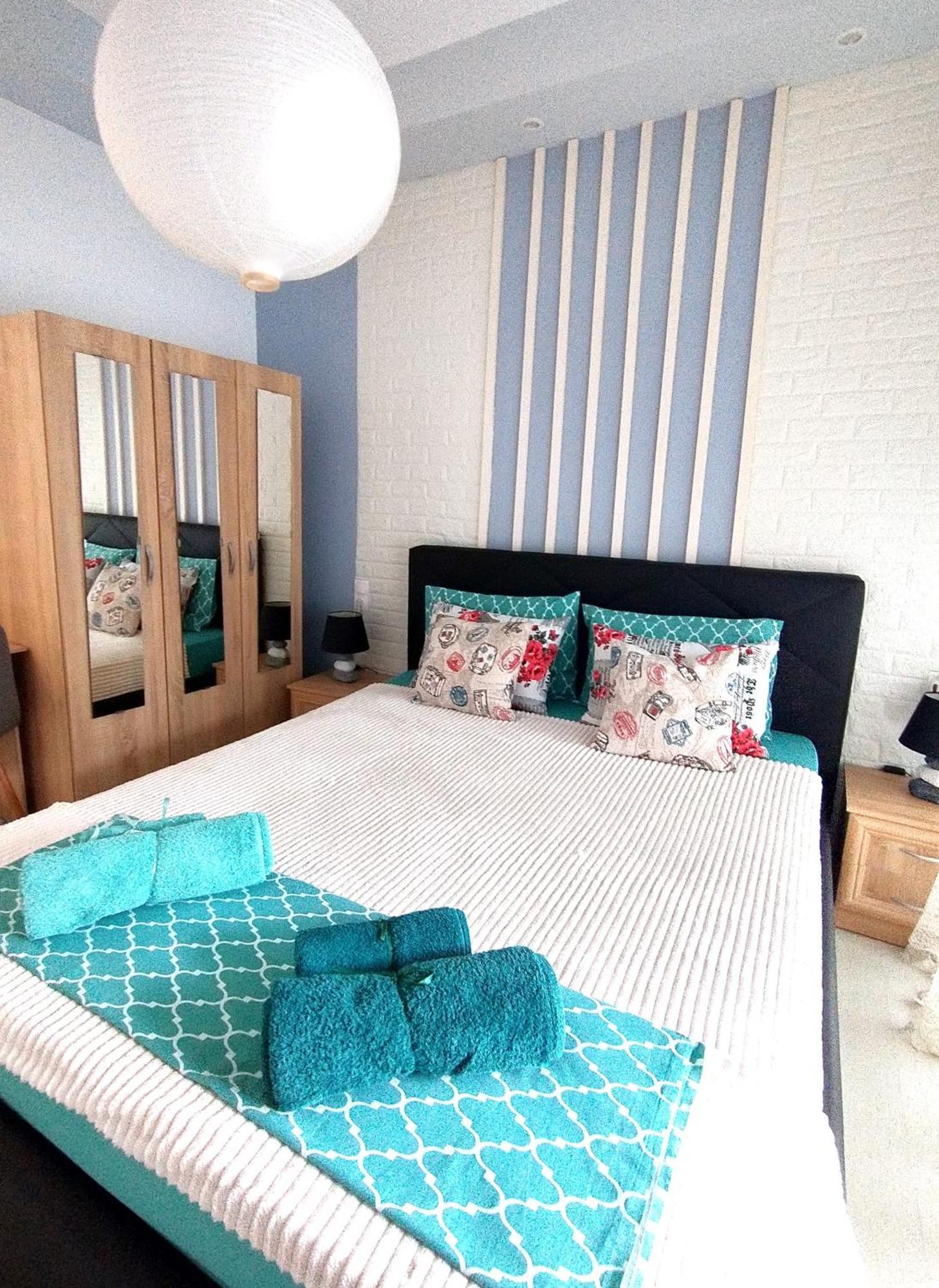 Niko'S Apartment - Beautiful Sea View Apartment ! Peraia  Екстер'єр фото