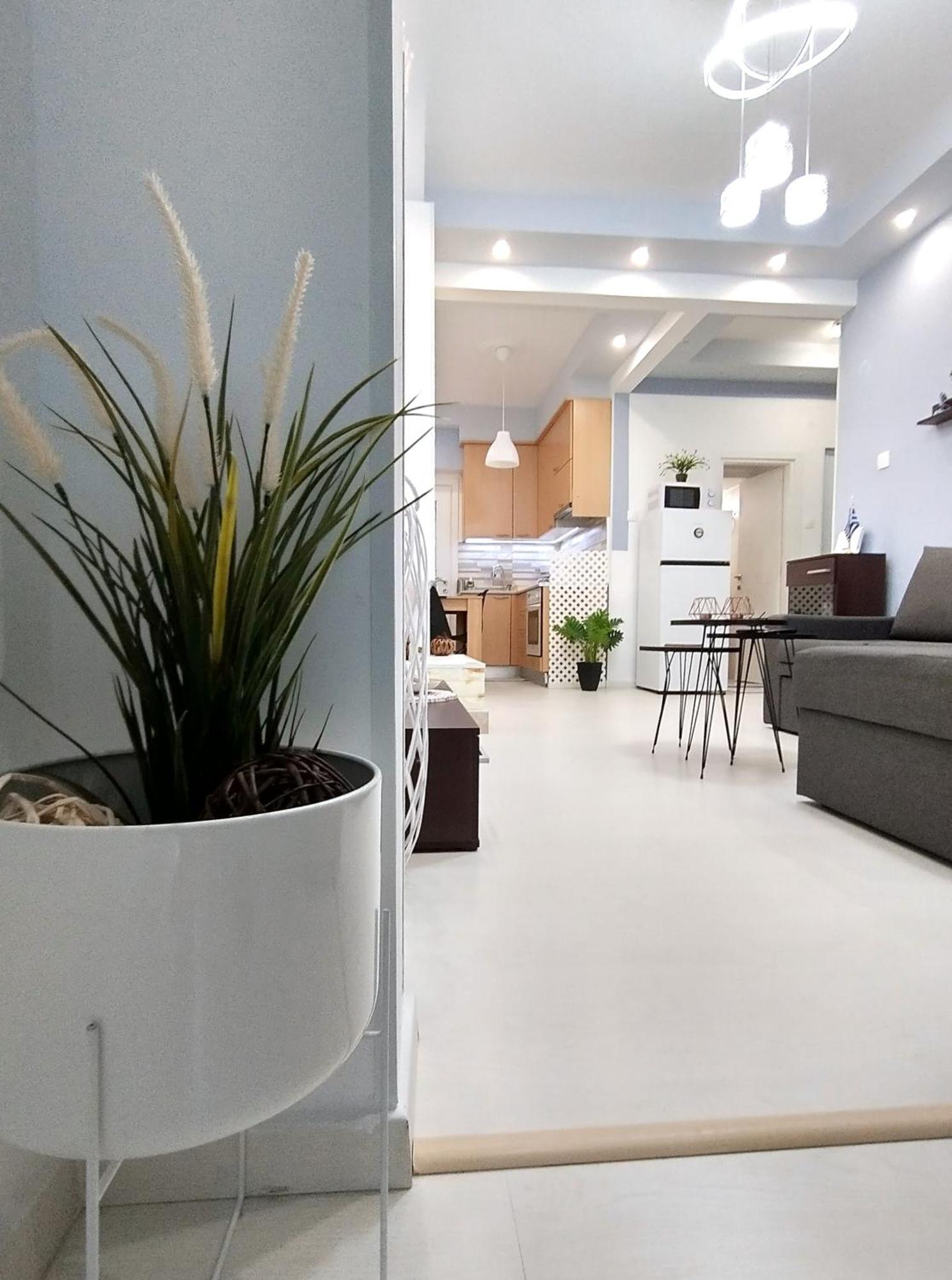 Niko'S Apartment - Beautiful Sea View Apartment ! Peraia  Екстер'єр фото